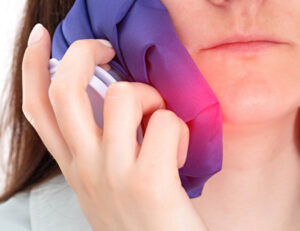 元住吉の歯医者、よしだ・ファミリー・歯科でインプラント治療の失敗例から学ぶ歯科医院選びのポイントを解説