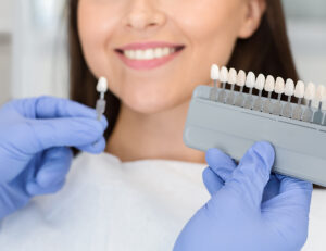 元住吉の歯医者、よしだ・ファミリー・歯科で、施術後に後悔しないために！ホワイトニングを受ける歯科医院の選び方を解説