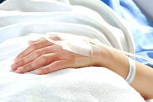 元住吉の歯医者、よしだ・ファミリー・歯科で歯科治療中に吐き気を感じる嘔吐反射の原因と軽減のためのポイントを解説